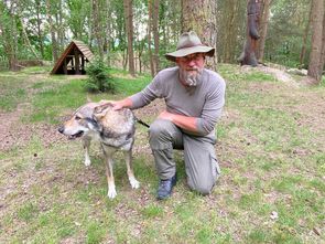 Wolfszeit Naturkraft | Peter Wörner, Bushcraft und Survival in Deutschland, Bayern, Rhön | Survivaltrainings | Survival Training | Überlebenstraining in Bayern, Hessen, Thüringen | Survival und Bushcraft in der Rhön | Survivaltraining in Franken | Survivalkurs | Survival Kurs Bayern | Abenteuer Überleben | Waldläuferhandwerk | Krisenprävention | Krisenvorsorge