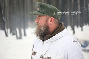 Peter Wörner, Wolfszeit Naturkraft | Survival in Deutschland | Bushcraft Rhön | Survival Training Bayern |