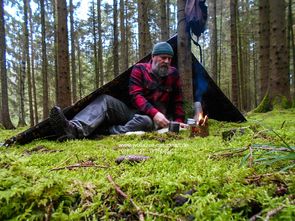 Wolfszeit Naturkraft Bushcraft und Survival in Bayern Rhön und Fränkische Schweiz, Deutschland. Survivaltraining,  Überlebenstraining,  Krisenvorsorge,  Krisenprävention,  Survival und Trekking in Norwegen und Schweden 